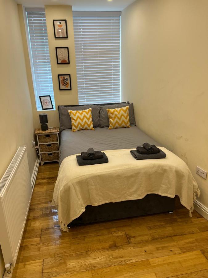 Spacious Ground Floor Suite Comfortably Sleeps Up To Eight Halifax Buitenkant foto